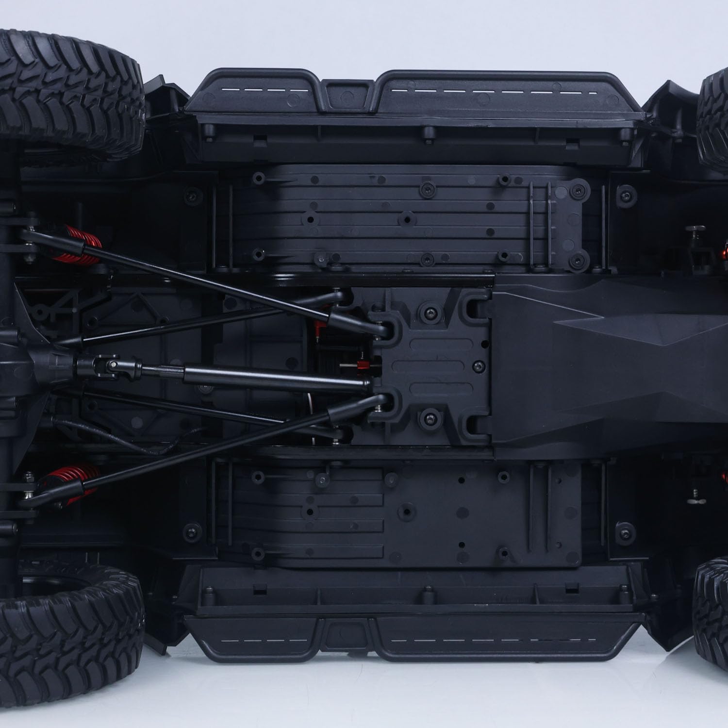 Traction Hobby KM GWM Tank 300 1:8 Scale RC Crawler Truck W/ Locking Diffs 4WD High Torque Servo Dumbo 10-Channel Remote Control