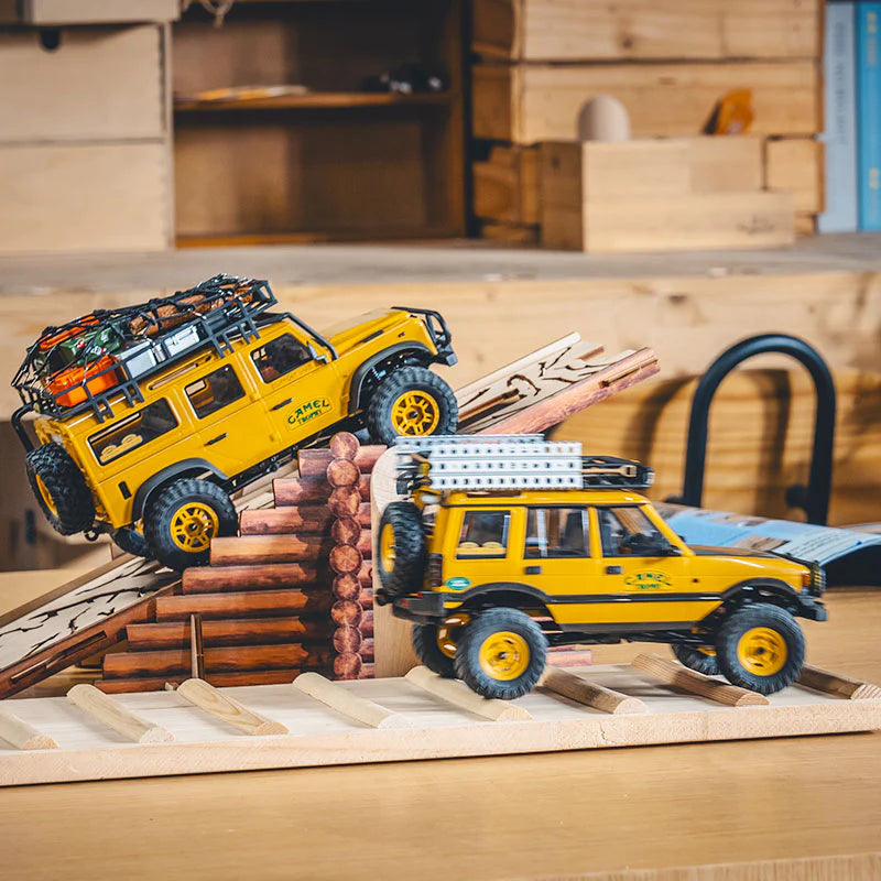 FMS 1:24 Scale FCX24M Land Rover Family Camel Trophy Edition